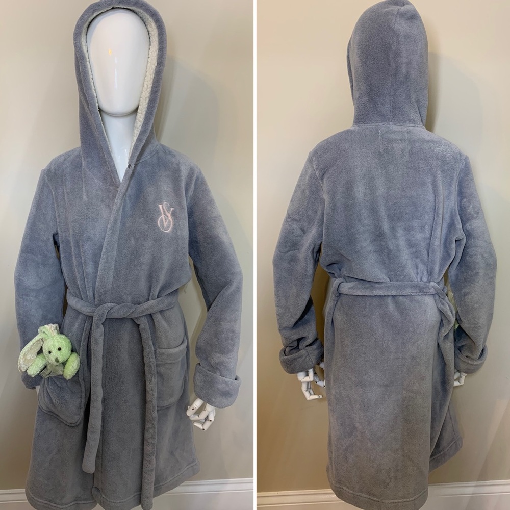 Victoria’s Secret Hooded Sherpa Plush Robe Gem